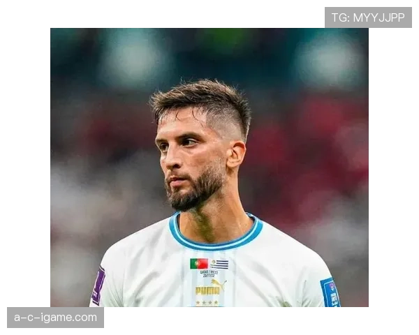 本坦库尔闪耀世界杯，关键表现助球队逆转取胜