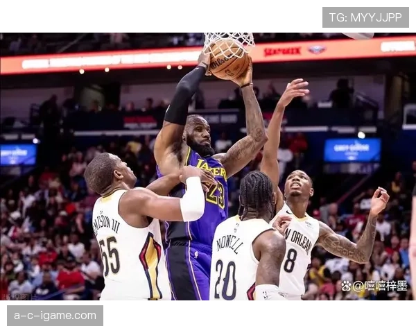 戴维斯心理素质显著提升,助球队逆转战局彰显竞争力稳步增强 戴维斯心理素质显著提升,助球队逆转战局彰显竞争力稳步增强