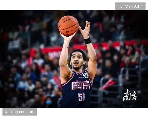 奥塔门迪后防坚如磐石,稳健发挥助球队斩获关键胜利 奥塔门迪后防坚如磐石,稳健发挥助球队斩获关键胜利